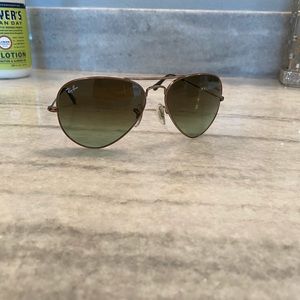 Ray ban sunglasses with case
